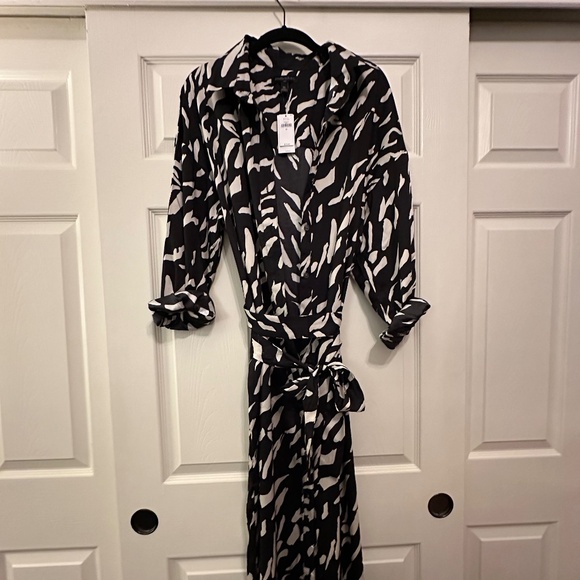 NWT Banana Republic Factory Belted Black and White Maxi Shirt Dress - Picture 1 of 3